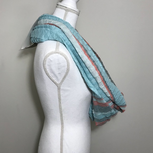 NWT Tri-Coastal Design Large Infinity Scarf - Picture 2 of 6